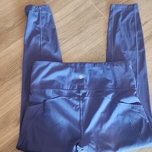 Crz Yoga | Soft Cropped Stylish Perriwinkle Blue Leggings